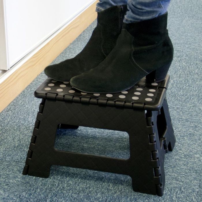 Je cherche une Idee Taburete Escalón Plegable 22Cm - Negro, Rojo, Gris 5