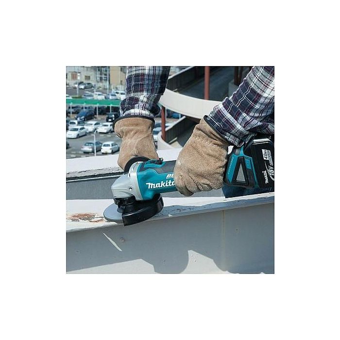 Makita DGA504Z Amoladora Angular a Batería 125mm 18V Motor sin Escobillas 11000 RPM Uso Profesional 4