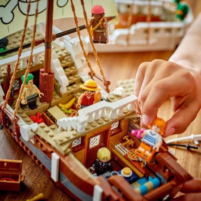 LEGO 75639 Barco Pirata One Piece Navegando Alegre - Set de Construcción para Niños de 10 Años 3