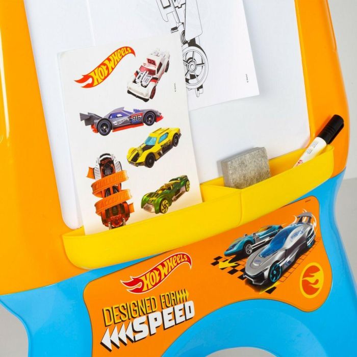 Pizarra hot wheels con 13 accesorios 2