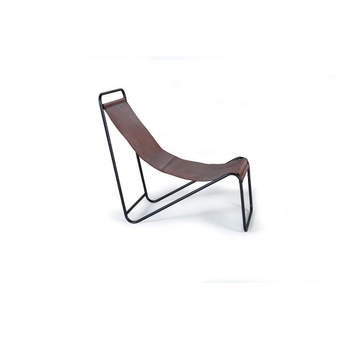 Giner y Colomer Sillón Tapizado en Cuero Natural y Metal Marrón con Patas Negras 1 Giner y Colomer Sillón Tapizado en Cuero Natural y Metal Marrón con Patas Negras 1