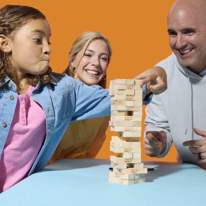 Hasbro Games G1499 Juego Jenga Clásico de Torre de Bloques. Habilidad y Estrategia para +6 años, con App Gratuita Español/Portugués 7