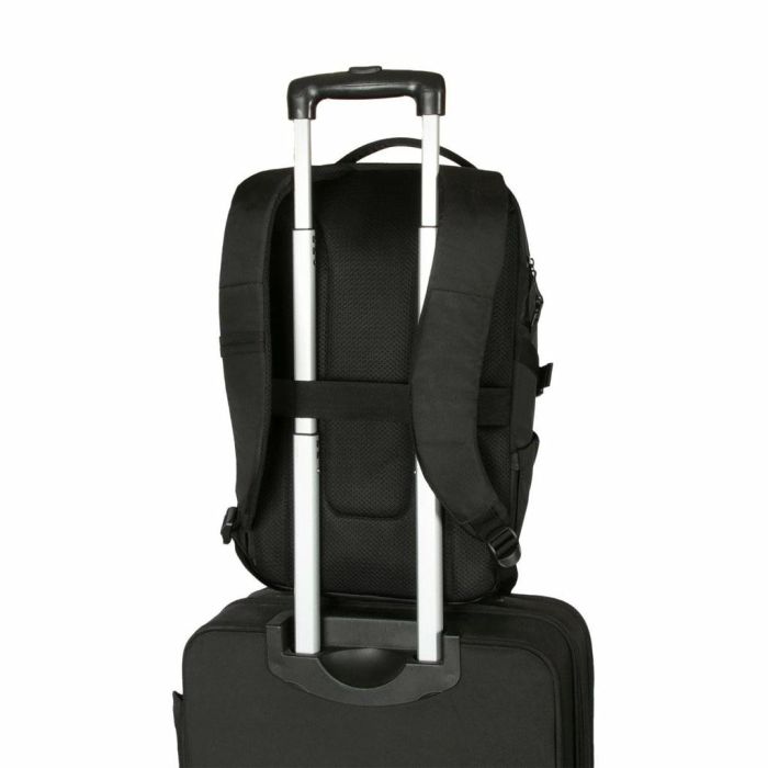Targus Mochila Terra EcoSmart Negra 23L para portátil 16" (40,6 cm) con protector de lluvia y materiales reciclados 6 Targus Mochila Terra EcoSmart Negra 23L para portátil 16" (40,6 cm) con protector de lluvia y materiales reciclados 6