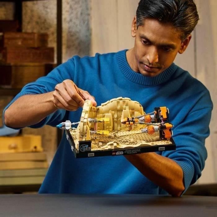LEGO 75380 Star Wars Mos Espa Podracer Race Diorama Nave Espacial 1 LEGO 75380 Star Wars Mos Espa Podracer Race Diorama Nave Espacial 1