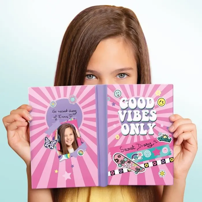 Canal Toys OFG 298 Cuaderno Secreto para Álbumes de Recortes Style For Ever 4 Canal Toys OFG 298 Cuaderno Secreto para Álbumes de Recortes Style For Ever 4