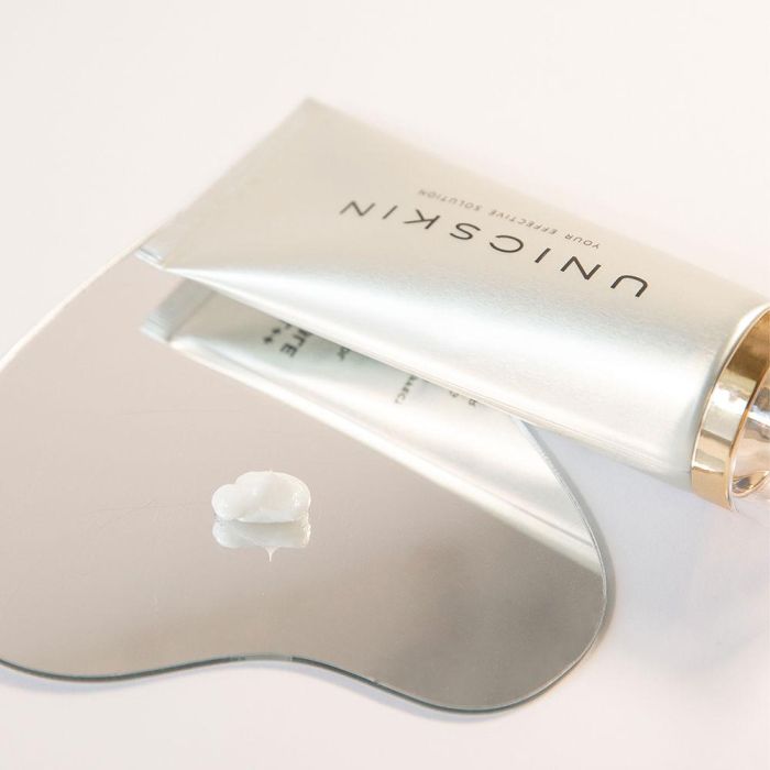 Unicskin Unicretinol++ Invisible Night Mask 50 mL 3 Unicskin Unicretinol++ Invisible Night Mask 50 mL 3