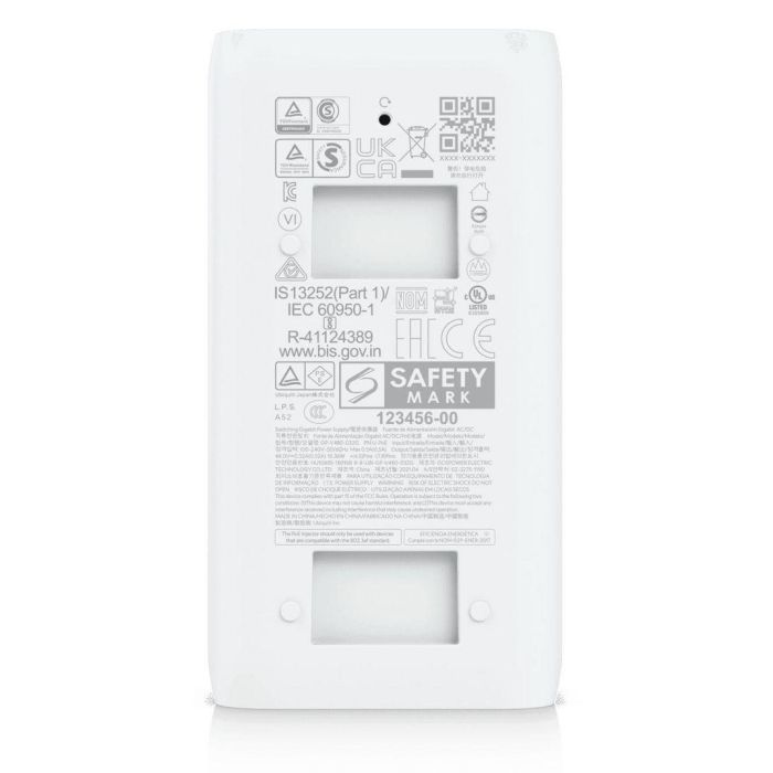 Ubiquiti RJ45 Adaptador PoE Gigabit para Dispositivos UniFi, 200mV p-p, 15W, 500mA