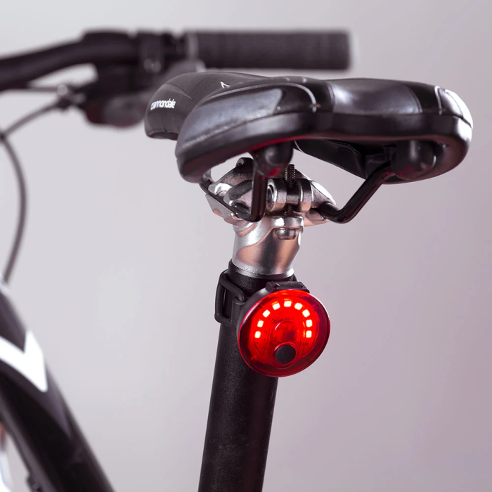 Luz Trasera Bicicleta LED 3 Niveles de Potencia (Alta, Media, Parpadeo) Carga USB Autonomía 300m