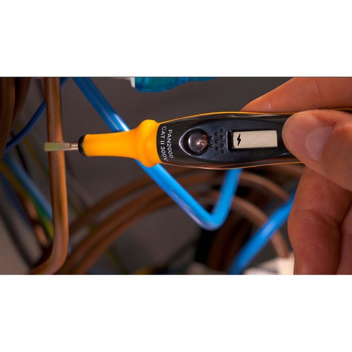 Pancontrol Destornillador/Probador de Voltaje 1 Polo 2000 Tensión Unipolar CC/CA 12-220V Pantalla LCD 3 Pancontrol Destornillador/Probador de Voltaje 1 Polo 2000 Tensión Unipolar CC/CA 12-220V Pantalla LCD 3