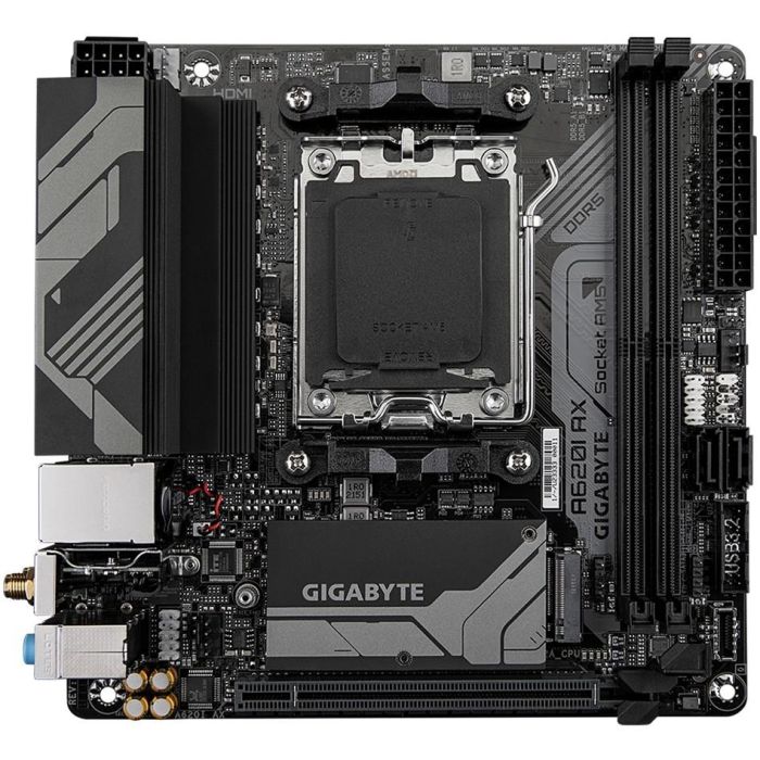 Gigabyte A620I AX (A620.AM5.mITX.DDR5) Placa Base AMD A620 Socket AM5 DDR5 WiFi 6E mini-ITX 1