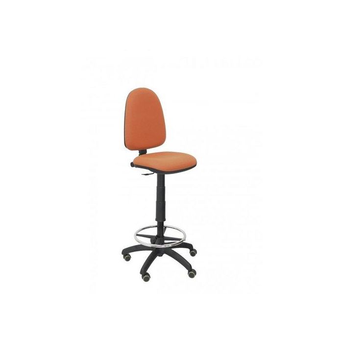 Taburete Piqueras Y Crespo Ayna Ergonomico Mecanismo De Contacto Permanente Regulable En Altura Y Aro Reposapies Ruedas De Parquet Asiento Y Respaldo Tapizados Bali Marron