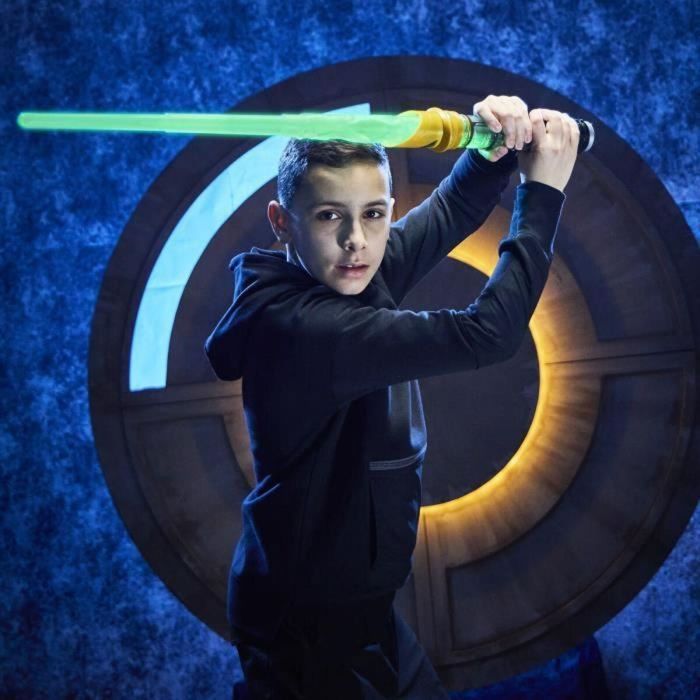 Star Wars Sable de Luz Lightbaber Squad G0727 con Cristal de Poder, 7 Colores y Efectos de Sonido 1