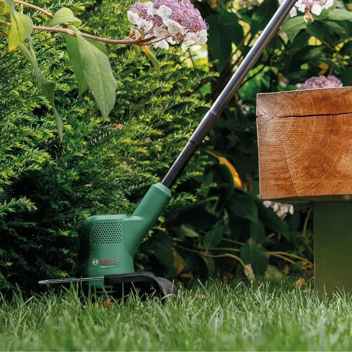 Bosch EasyGrass Cut 18V-26 Bordeadora para Cortar Hierba, Quitar Malas Hierbas, Podar y Perfilado con Batería Potente 1