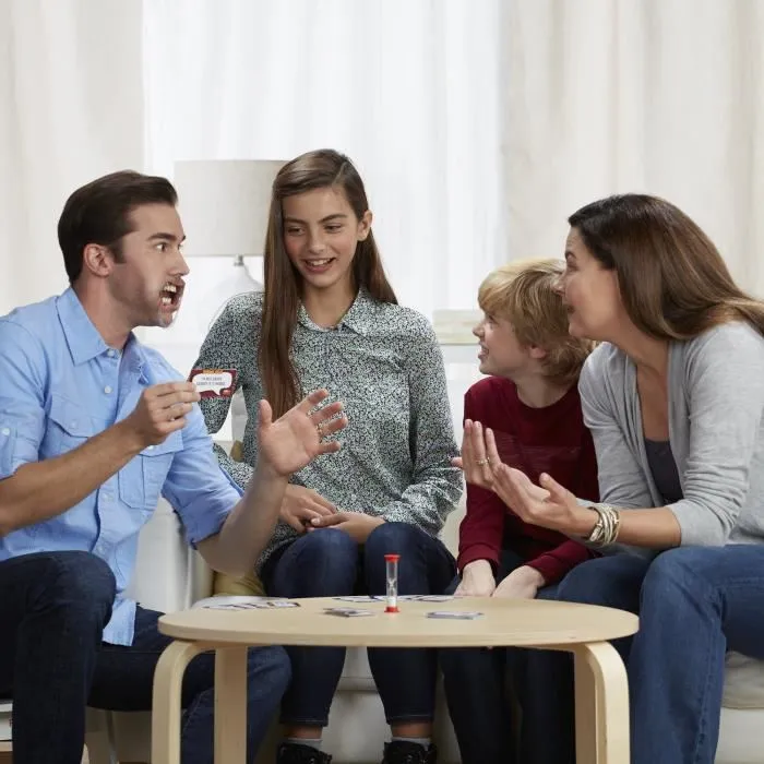 Hasbro Gaming Palabras de Palabras para Niños Juego de Mesa Familiar 1