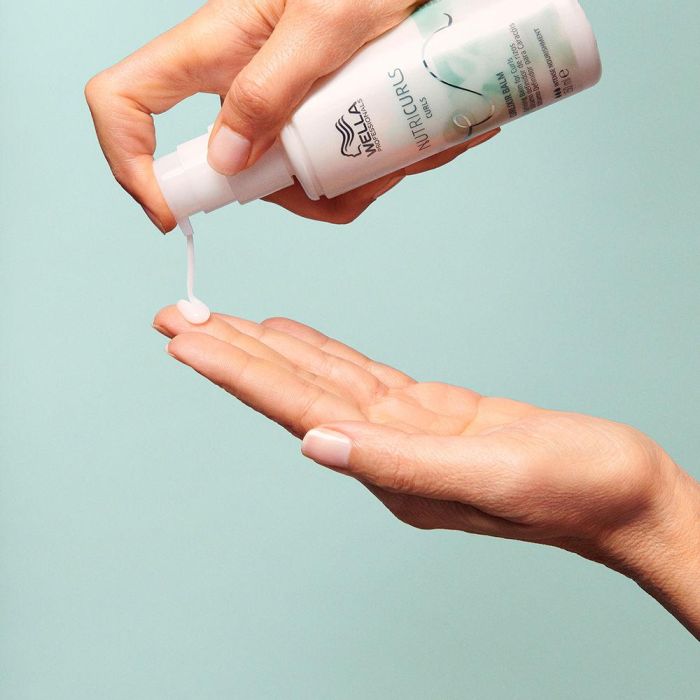 Wella Professionals NUTRICURLS CURLIX Bálsamo Definidor para Rizos, Tratamiento Hidratante y Antifrizz para Cabello Rizado - 150 ml 2