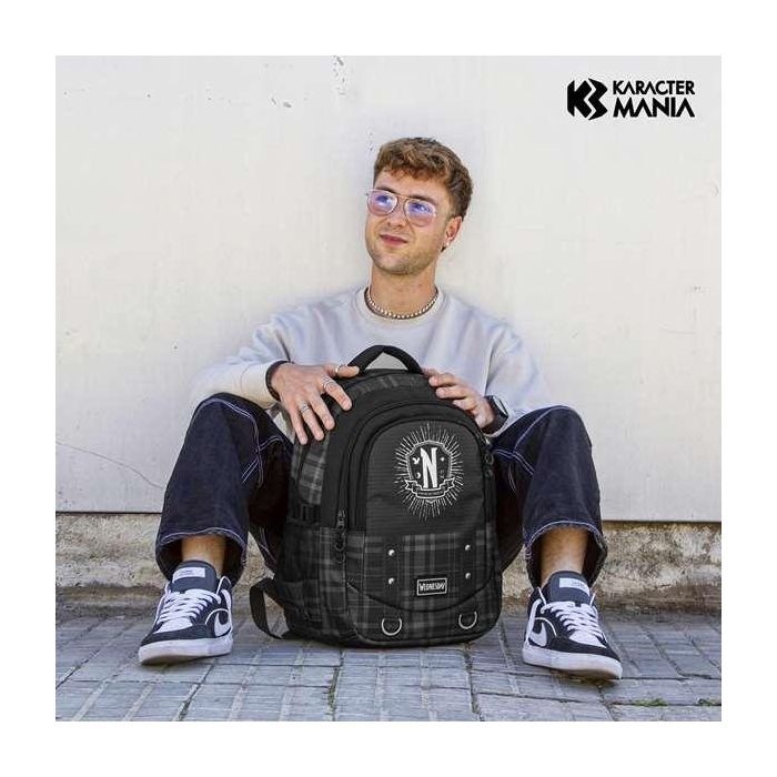 Karactermania Miércoles Run. Plus FAN Chain Mochila, Negro, Ripstop, 3 Compartimentos, USB, 44x34x21 cm 3