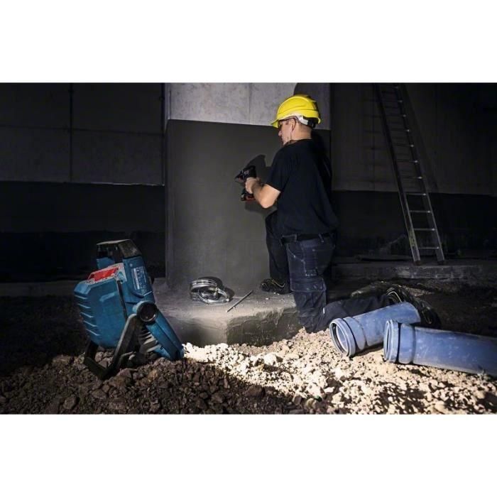 Lámpara BOSCH PROFESSIONAL GLI 18V-2200 C solo cartón 2 Lámpara BOSCH PROFESSIONAL GLI 18V-2200 C solo cartón 2