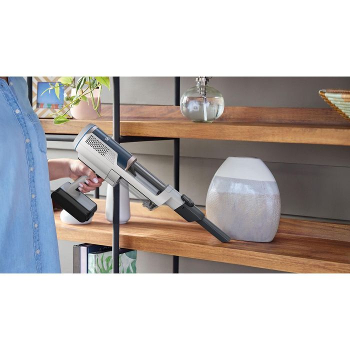 Shark Aspiradora escoba 2 en 1 BU3521EU, Ciclónica, Sin Bolsa, Potencia 240W, 40min Autonomía 4 Shark Aspiradora escoba 2 en 1 BU3521EU, Ciclónica, Sin Bolsa, Potencia 240W, 40min Autonomía 4