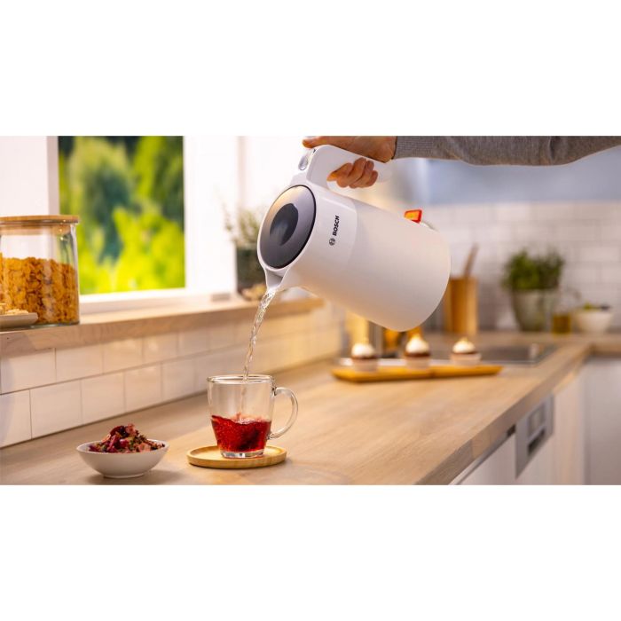 Bosch TWK2M161 Hervidor MyMoment Blanco Mate con indicador de taza y nivel de agua visible en el mango 7 Bosch TWK2M161 Hervidor MyMoment Blanco Mate con indicador de taza y nivel de agua visible en el mango 7