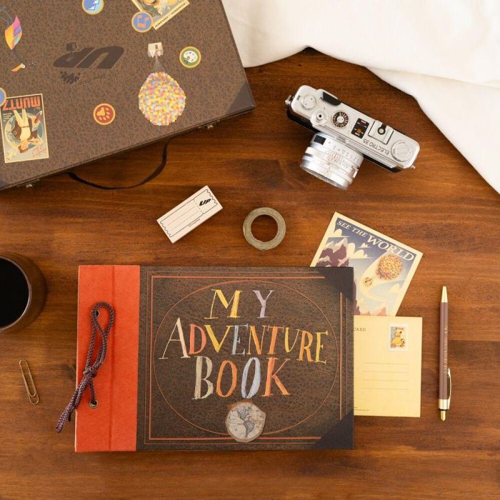 Set Maletin Scrapbook My Adventure Book UP Disney Pixar 4