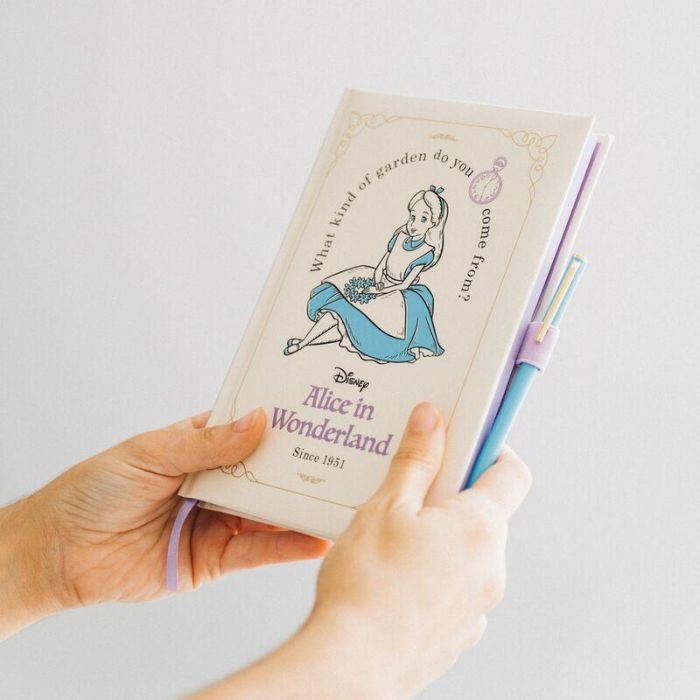 Cuaderno A5 premium + boligrafo Alicia en el Pais de las Maravillas Disney 4