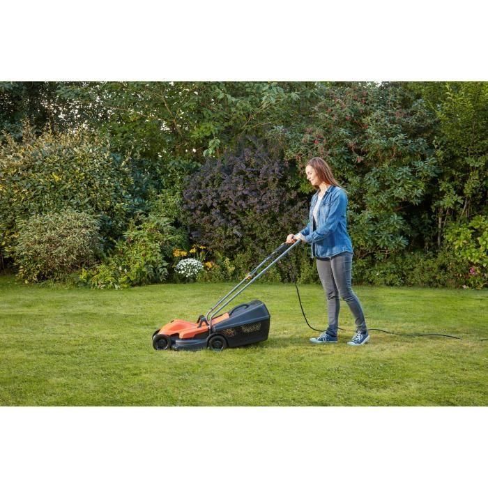 Black+Decker BEMW451 Cortadora de Césped Eléctrica Trimmer 32cm 1200W 5 Black+Decker BEMW451 Cortadora de Césped Eléctrica Trimmer 32cm 1200W 5