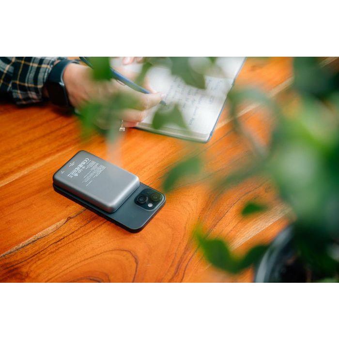 Verbatim Charge 'n' Go Magnetic Wireless Power Bank 10000mAh Grey 5 Verbatim Charge 'n' Go Magnetic Wireless Power Bank 10000mAh Grey 5