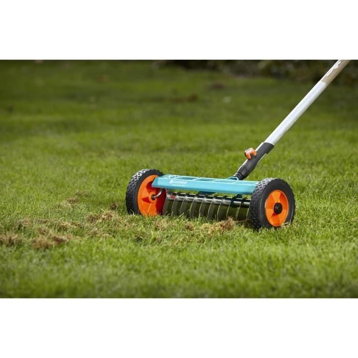 Escarificador GARDENA sobre ruedas combisystem 3 Escarificador GARDENA sobre ruedas combisystem 3