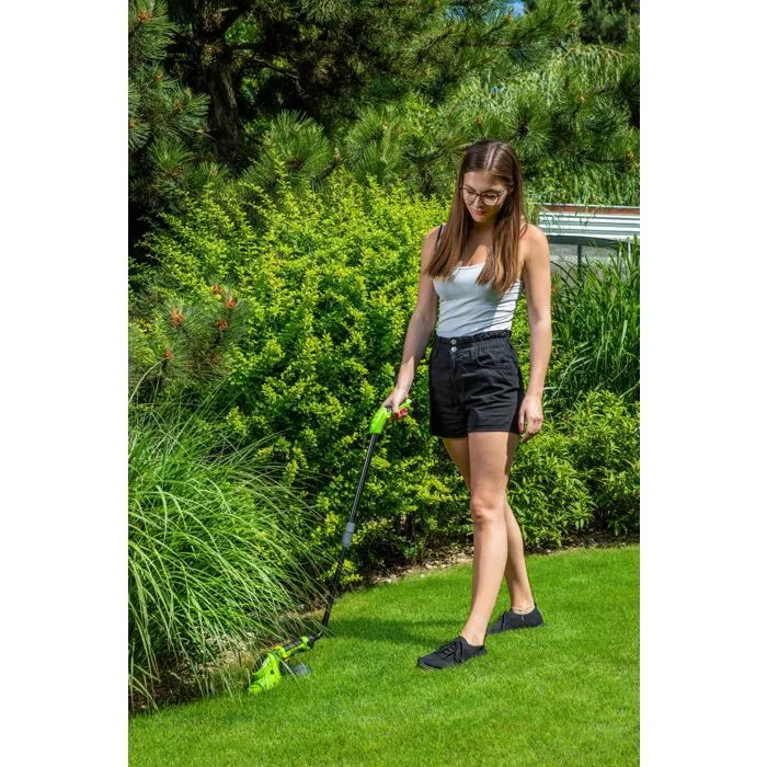 Fieldmann FZN 4102-AT Tijera Inalámbrica 8 Cm 3,6 V Iones de Litio (Li-Ion) 1 Fieldmann FZN 4102-AT Tijera Inalámbrica 8 Cm 3,6 V Iones de Litio (Li-Ion) 1