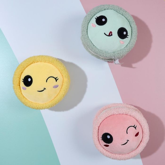 Peluche Macaron Kawaii The Concept Factory diámetro 18 cm 1 Peluche Macaron Kawaii The Concept Factory diámetro 18 cm 1