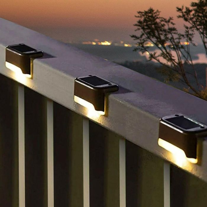 Lámpara solar Aktive 8 x 4,5 x 4 cm (12 Unidades) 5 Lámpara solar Aktive 8 x 4,5 x 4 cm (12 Unidades) 5