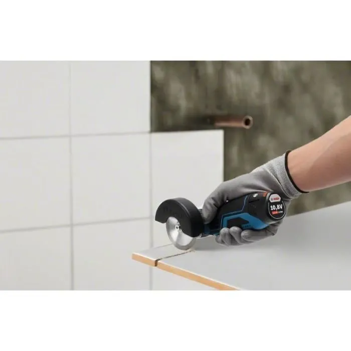 Bosch Professional Amoladora Angular GWS 12V-76 Compacta y Ergonómica para Cortes Rápidos en Obra, Uso Versátil en Diferentes Materiales, Motor EC Potente