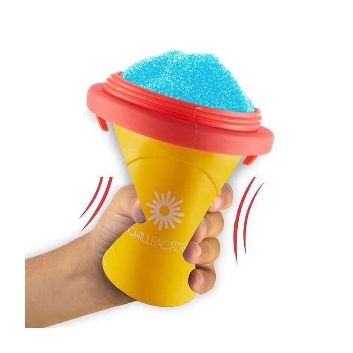 Bandai Maquina de Granizar Chillfactor (Congela, Aprieta y Disfruta) 10.5x10.5x18.8cm - Modelos Surtidos