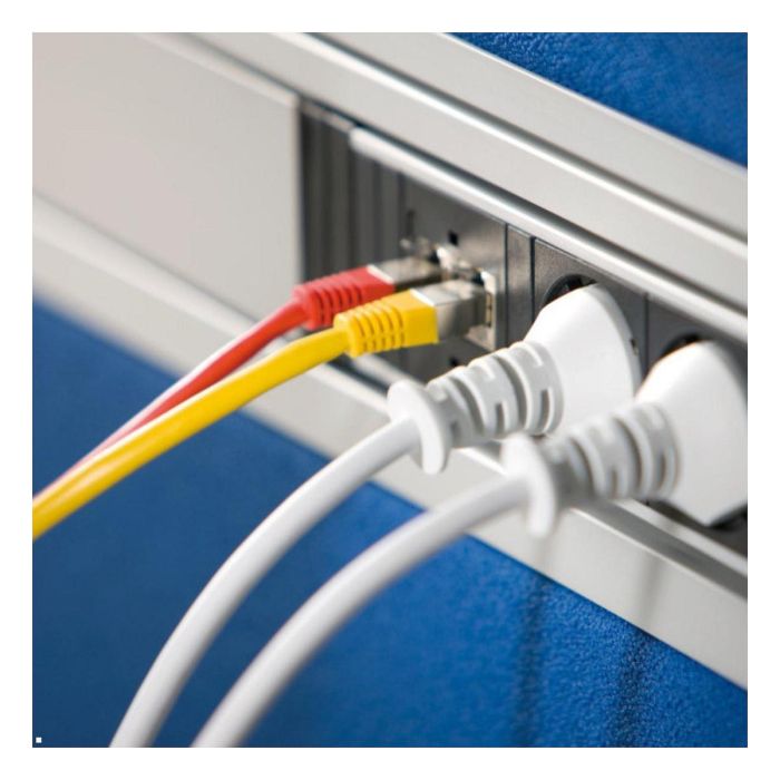 Bachmann 906.18821 - Base de enchufe STEP 5 tomas Schuko (Tipo F) negro mate, IP20, 16A, 250V, 50Hz, universal