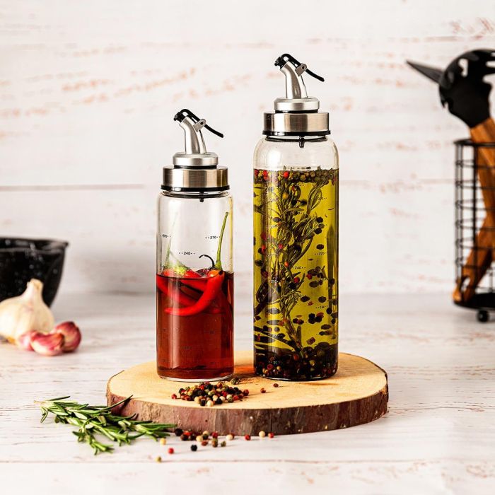 Quid Aceitera Vidrio Ébano 0,5 L, Transparente, con Tapón a Presión y Dosificador de Plástico, 100% Higiénica, Apto Lavavajillas 1 Quid Aceitera Vidrio Ébano 0,5 L, Transparente, con Tapón a Presión y Dosificador de Plástico, 100% Higiénica, Apto Lavavajillas 1