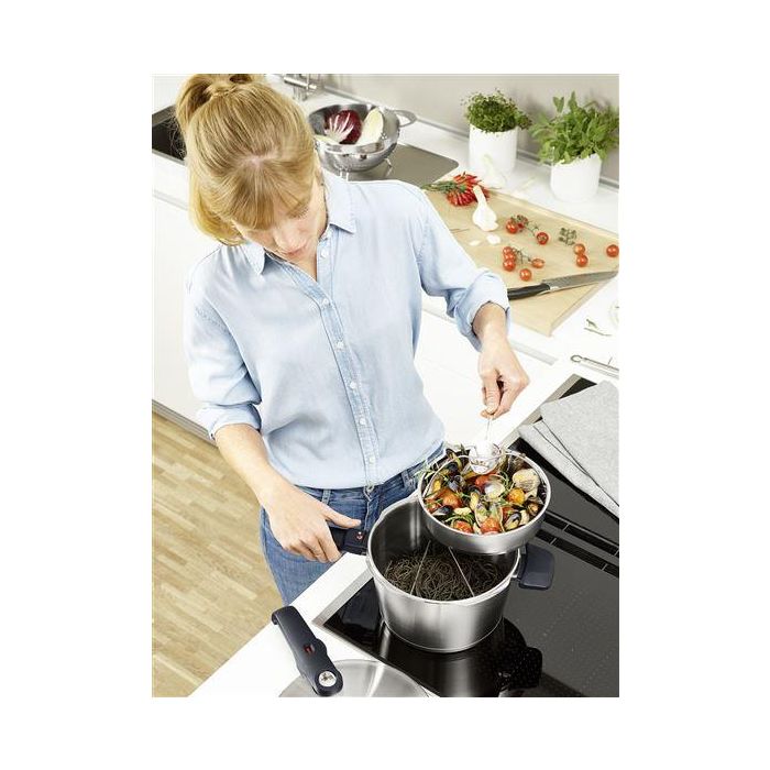 Vitavit 622-412-06-070/0 Olla a Presión Premium 6L con Cestillo y Trípode, Apta para Inducción, Superficie Novogrill 5 Vitavit 622-412-06-070/0 Olla a Presión Premium 6L con Cestillo y Trípode, Apta para Inducción, Superficie Novogrill 5