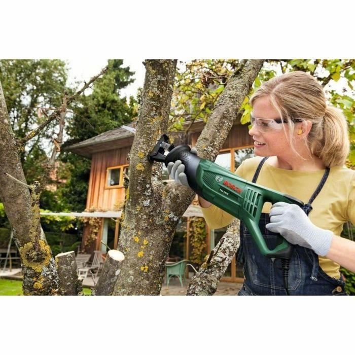 Bosch PSA 700 E Sierra Sable Eléctrica 710W para Madera y Acero, 2700 cpm, Capacidad de Corte 150mm Madera / 10mm Acero 2 Bosch PSA 700 E Sierra Sable Eléctrica 710W para Madera y Acero, 2700 cpm, Capacidad de Corte 150mm Madera / 10mm Acero 2