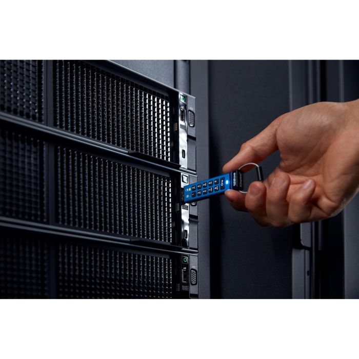 Kingston Keypad 200C IronKey STICK USB-C 128GB AES-256 retail 5