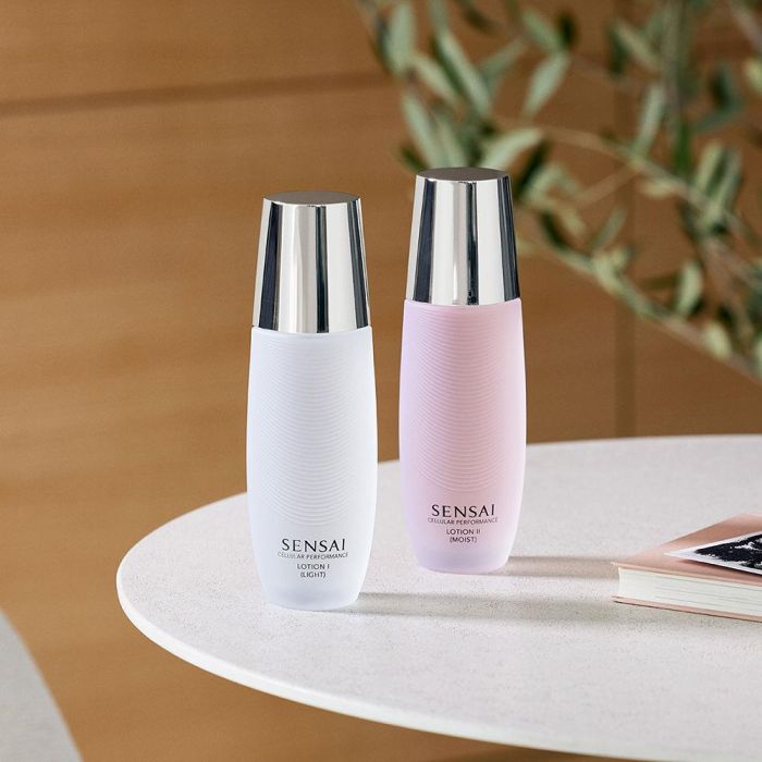 Sensai Cellular Performance Lotion Ii Moist