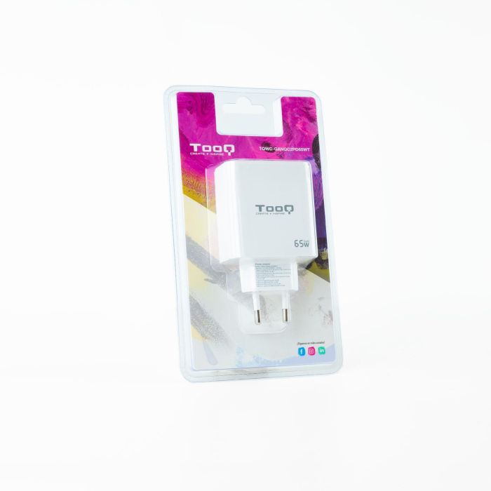 TooQ TQWC-GANQC2PD65WT Cargador de Pared GaN 65W Carga Rápida para Móviles y Portátiles, 2x USB Tipo-C y 1x USB-A, Blanco 1