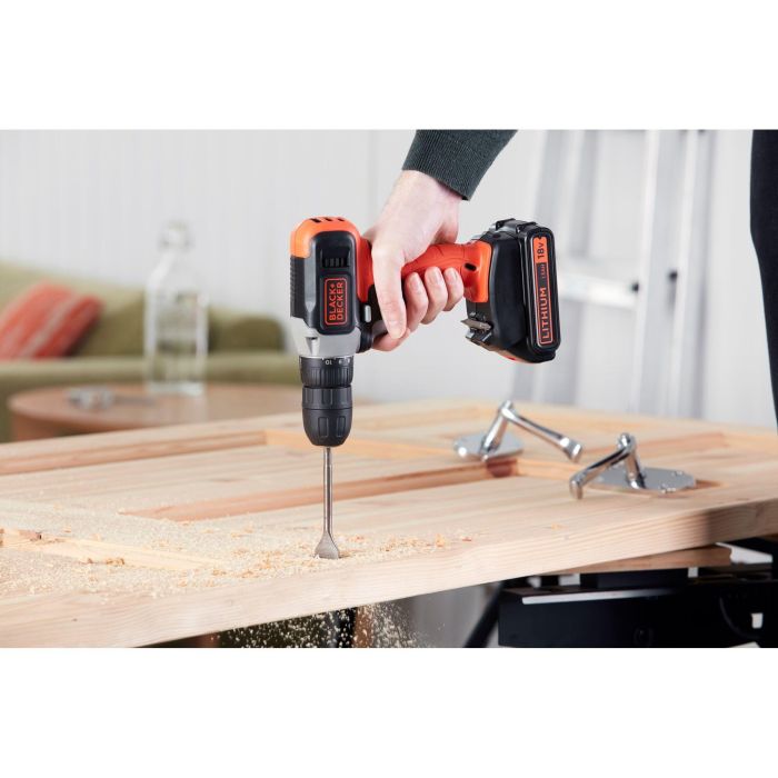 Black&Decker Akku-Bohrschrauber 18V 1.5Ah BCD001C1 1
