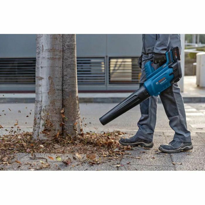 Bosch Professional GBL 18V-750 Soplador de Batería 18V con Motor BITURBO sin Escobillas, 198 km/h de Velocidad del Aire y 780 m³/h 5 Bosch Professional GBL 18V-750 Soplador de Batería 18V con Motor BITURBO sin Escobillas, 198 km/h de Velocidad del Aire y 780 m³/h 5