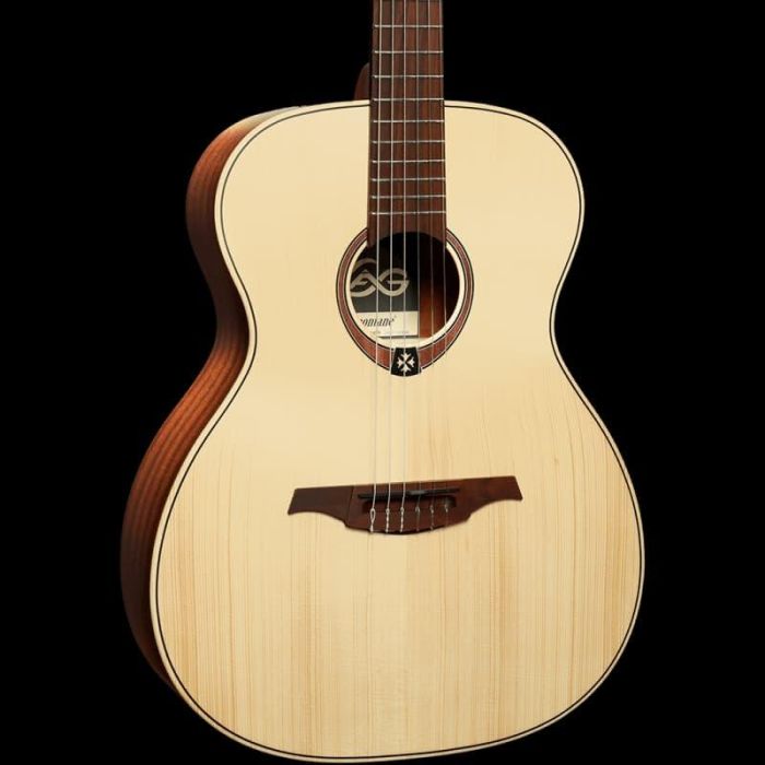 LAG Guitarra Acústica Nylon Auditorium Natural Abeto Engelmann Macizo Acabado Satinado 8
