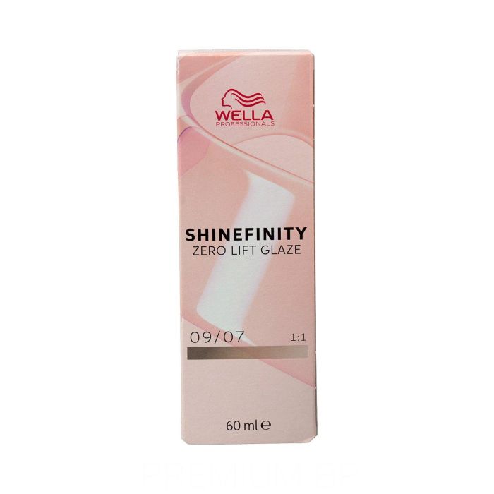 Wella Tinte Semipermanente Shinefinity 09/07 60ml - Brillo Duradero y Cero Daño para un Acabado Natural
