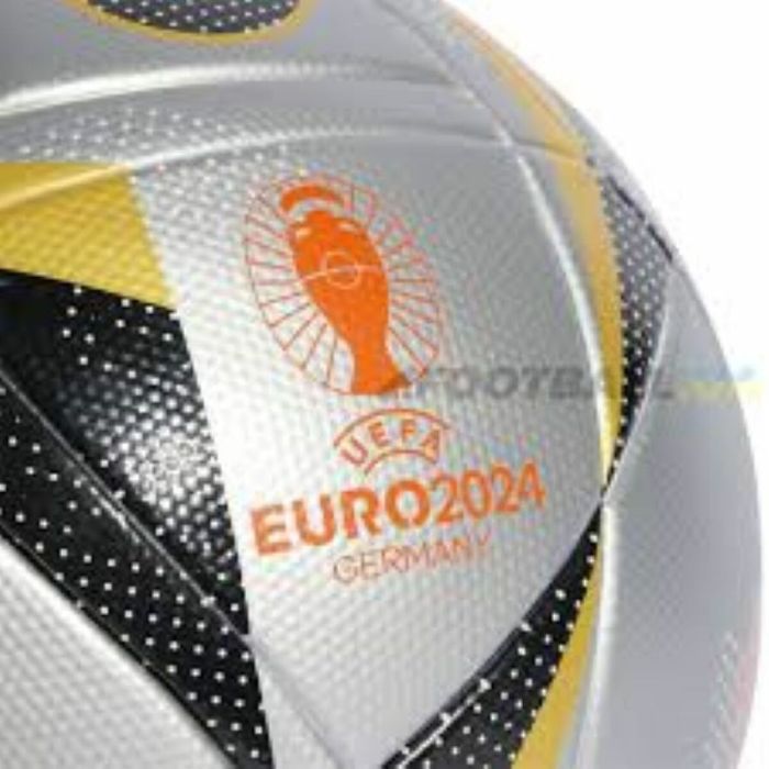 Balón de Fútbol Adidas EURO24 LGE F IX4046 Gris 1 Balón de Fútbol Adidas EURO24 LGE F IX4046 Gris 1