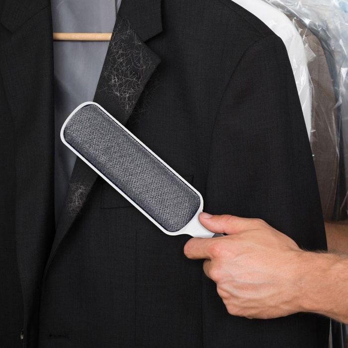 Je cherche une Idee Juego de 2 Cepillos Quita-Pelusa para Ropa y Muebles, Elimina Pelusas y Pelo de Animales, Incluye Cepillo Grande y de Viaje 3