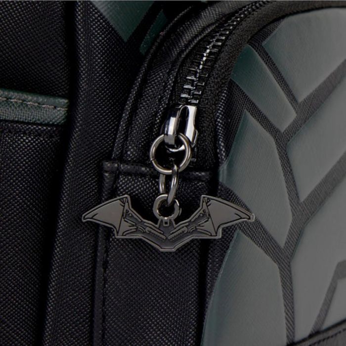 Loungefly Mochila Cosplay The Batman DC Comics 26cm 3 Loungefly Mochila Cosplay The Batman DC Comics 26cm 3