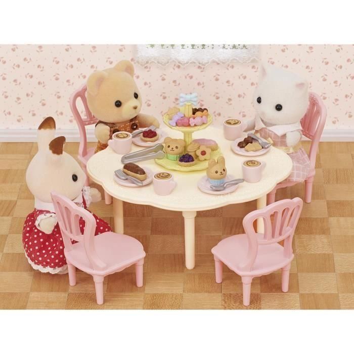 La mesa de la merienda - SYLVANIAN FAMILIES - 5742 - Mantel individual con sillas, vajilla y repostería 1 La mesa de la merienda - SYLVANIAN FAMILIES - 5742 - Mantel individual con sillas, vajilla y repostería 1