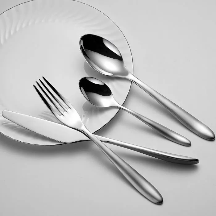 Arthur Martin AM0211 Juego de Cubiertos 24 Piezas Acero Inoxidable Acabado Pulido Espejo 1