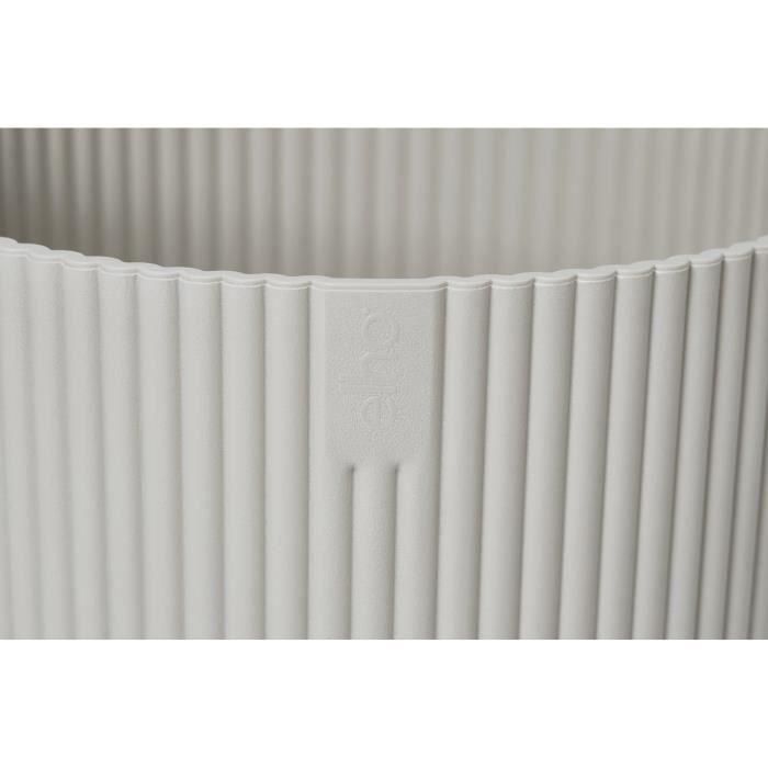 ELHO Vibes Fold Maceta redonda 30 - Blanco - Ø 30 x H 27 cm - interior - 100% reciclado 4 ELHO Vibes Fold Maceta redonda 30 - Blanco - Ø 30 x H 27 cm - interior - 100% reciclado 4